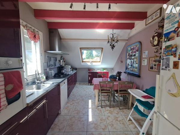 Spacieuse maison familliale à proximité des écoles et des commerces