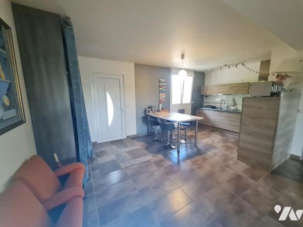 Spacieuse maison familliale à proximité des écoles et des commerces