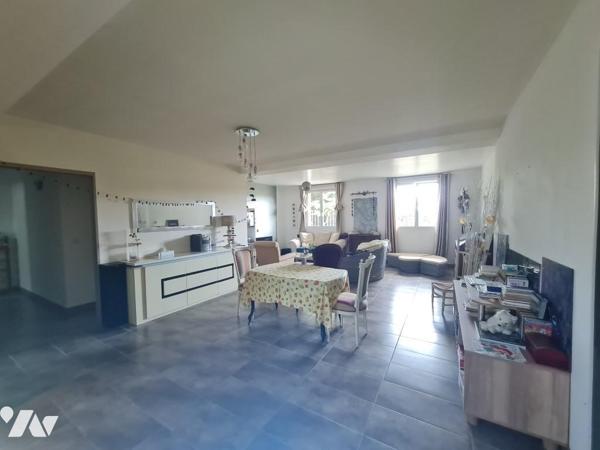 Spacieuse maison familliale à proximité des écoles et des commerces