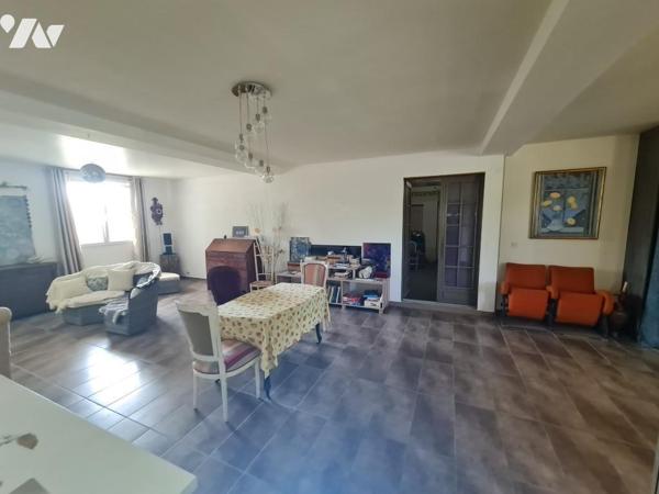 Spacieuse maison familliale à proximité des écoles et des commerces