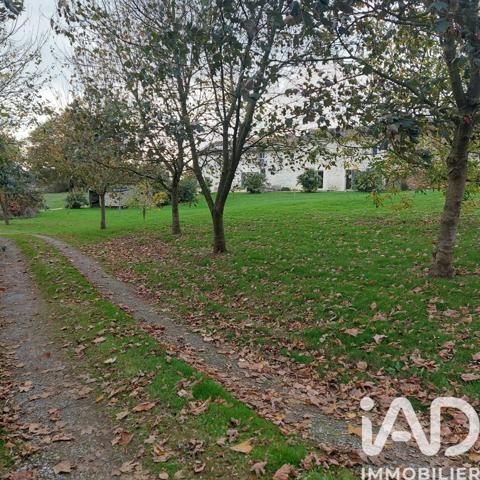 Maison à vendre 10 pièces 236 m² Trémentines