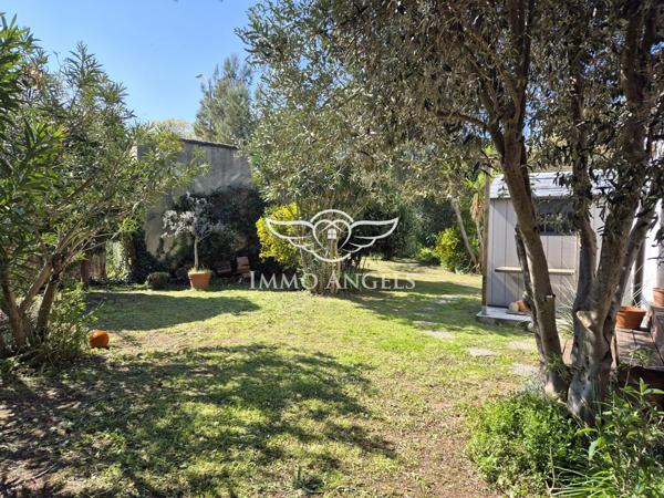 Nimes Ouest - Charmante maison 5 pièces de plain-pied, garage, jardin