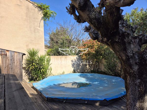 Nimes Ouest - Charmante maison 5 pièces de plain-pied, garage, jardin