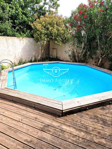 Nimes Ouest - Charmante maison 5 pièces de plain-pied, garage, jardin