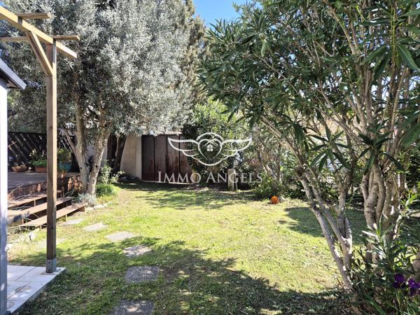 Nimes Ouest - Charmante maison 5 pièces de plain-pied, garage, jardin