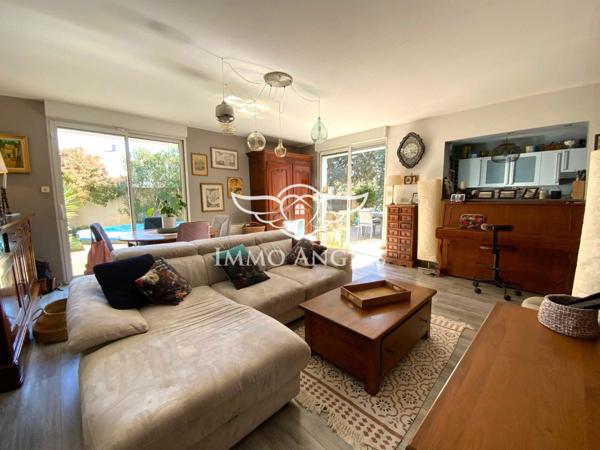 Nimes Ouest - Charmante maison 5 pièces de plain-pied, garage, jardin