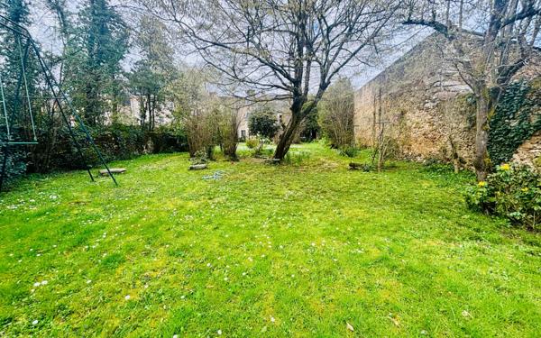 Maison à vendre    11 pièces • 248 m2 Le Mans