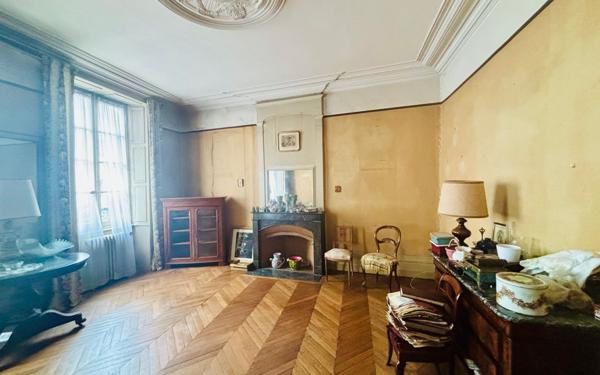 Maison à vendre    11 pièces • 248 m2 Le Mans