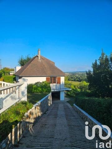 Maison traditionnelle 5 pièces de 122 m² à Freneuse (76410)