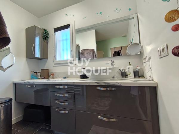 Vedène - Maison R+1 de 115 m² - 4 chambres - Jardin - Stationnement