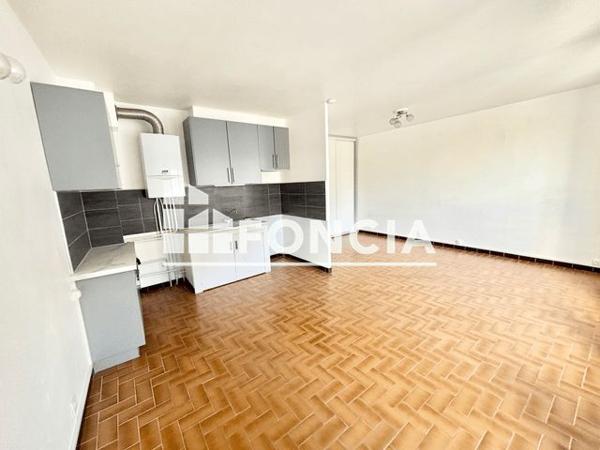 Location Studio 37 m² - Tournon Sur Rhone 07300