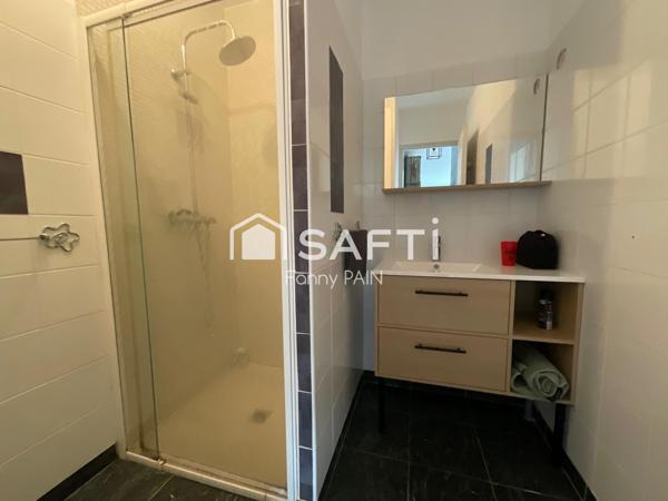 Maison traditionnelle de 2004 – Tout confort – Quartier résidentiel recherché