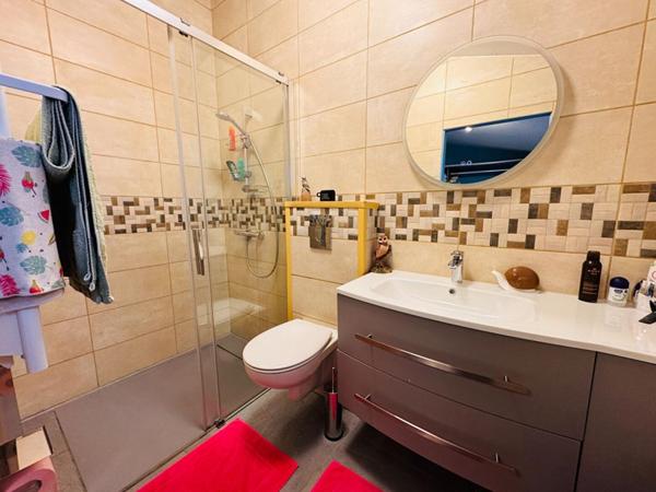 Maison ancienne rénovée à MONTAPAS