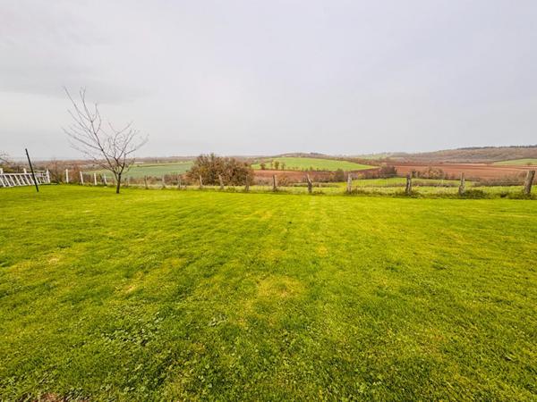 Maison ancienne rénovée à MONTAPAS