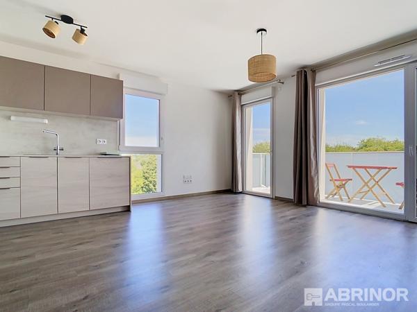 APPARTEMENT T3 DANS RESIDENCE SECURISEE DE 2020 AVEC ASCENSEUR + PARKING VILLENEUVE D ASCQ