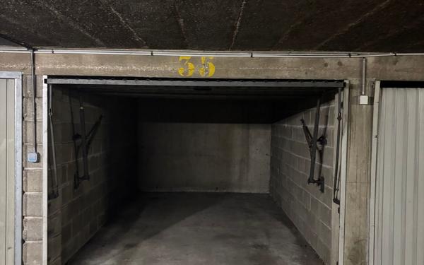 Stationnement à vendre    12,25 m2 Nogent-sur-Marne