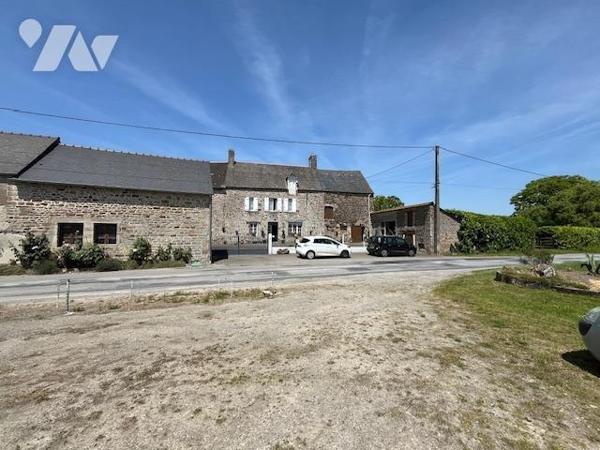 Le Mont Dol : Corps de ferme avec dépendances