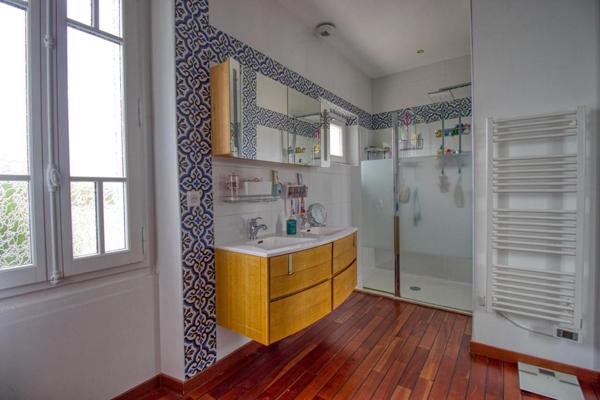 GAILLAC centre ville . Magnifique demeure de 218 m²