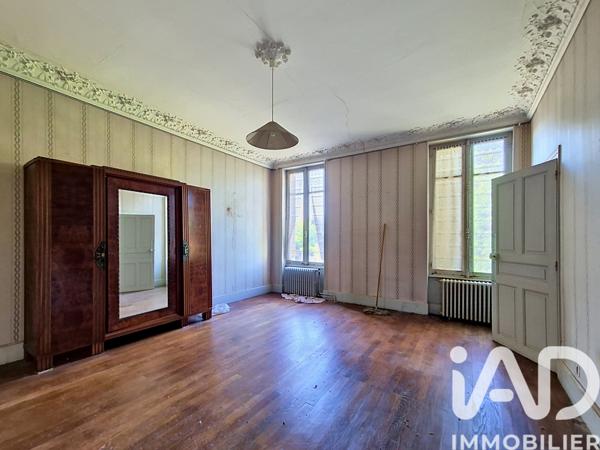 Maison à vendre 8 pièces 209 m² Montbeugny