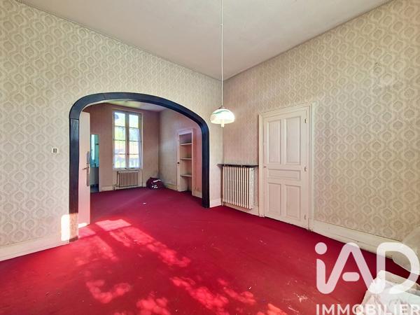 Maison à vendre 8 pièces 209 m² Montbeugny