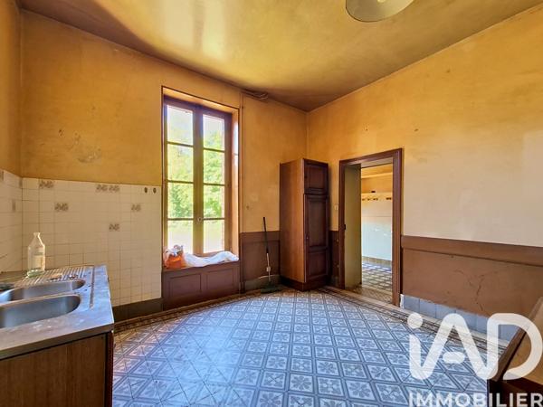 Maison à vendre 8 pièces 209 m² Montbeugny