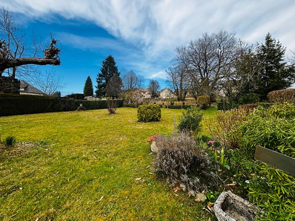 A VENDRE BOURG SEILHAC MAISON CLE EN MAIN 3 CHAMBRES