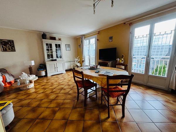 A VENDRE BOURG SEILHAC MAISON CLE EN MAIN 3 CHAMBRES