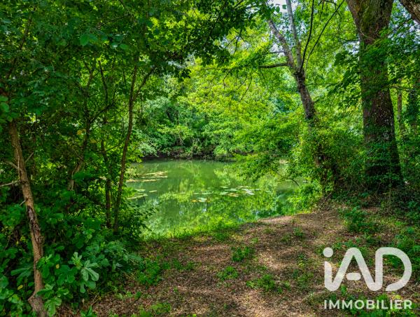 Maison à vendre 5 pièces 147 m² Saint-Seurin-sur-l'Isle