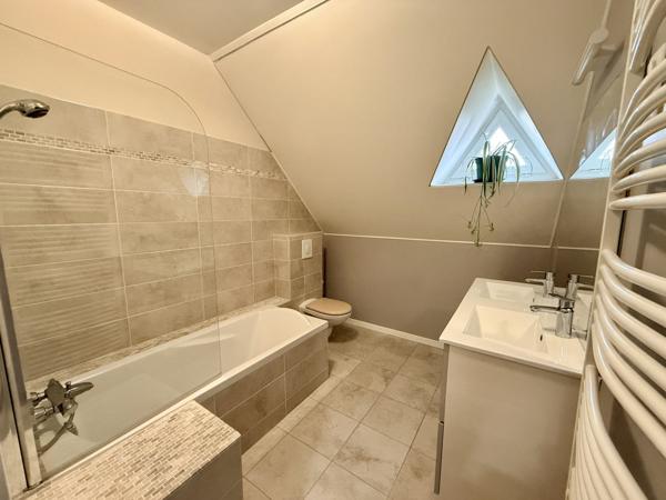 Crécy-la-Chapelle (77580) Pavillon traditionnel avec jardin et grand garage