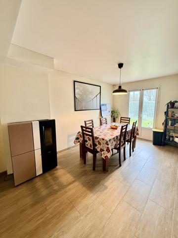 Crécy-la-Chapelle (77580) Pavillon traditionnel avec jardin et grand garage