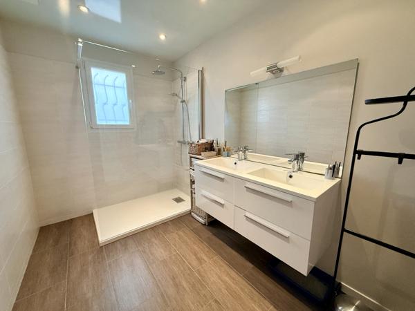 Crécy-la-Chapelle (77580) Pavillon traditionnel avec jardin et grand garage