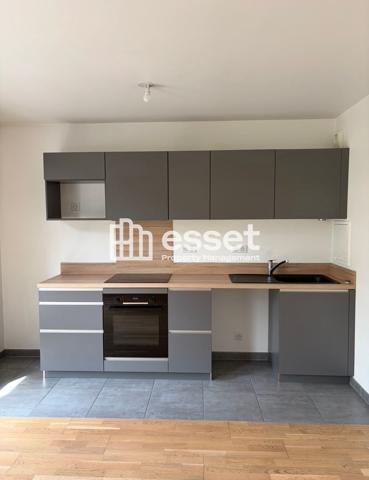 Location Studio 32.7 m² - Rueil-malmaison 92500