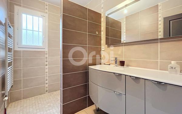 Maison à vendre    5 pièces •  Ressons-sur-Matz