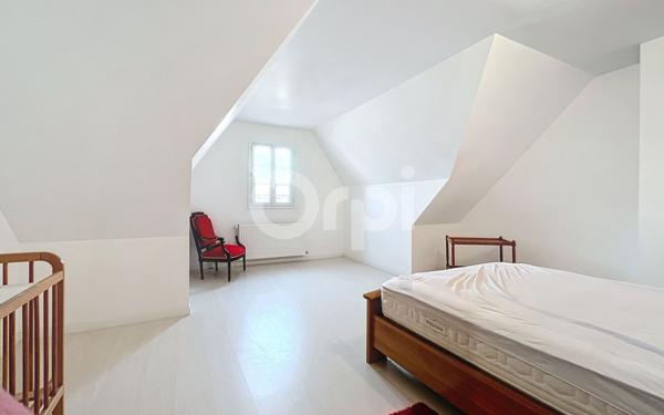 Maison à vendre    5 pièces •  Ressons-sur-Matz