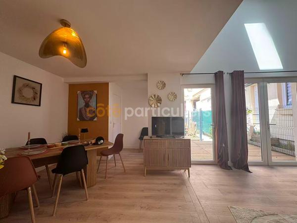 Vente
                Appartement92,39 m² - 6 Pièces -
                    LA COURNEUVE (93120)