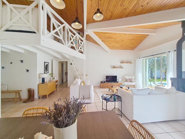 Tosse (40230) Villa TOSSE Plain-Pied de Standing – 129m² – Rénovation Totale – Piscine & Calme