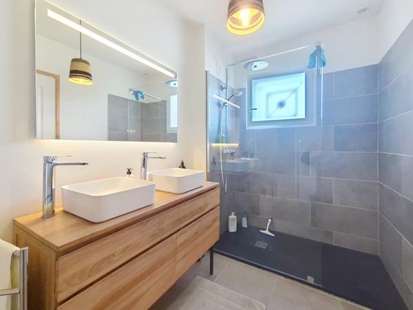 Tosse (40230) Villa TOSSE Plain-Pied de Standing – 129m² – Rénovation Totale – Piscine & Calme