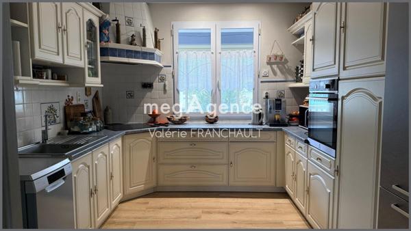 Maison à LUCON, 85400 - 5 pièces 128m²