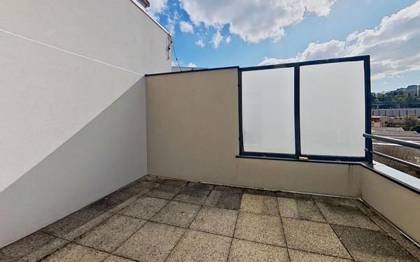 Appartement à vendre    2 pièces • 48,21 m2 Lyon 9