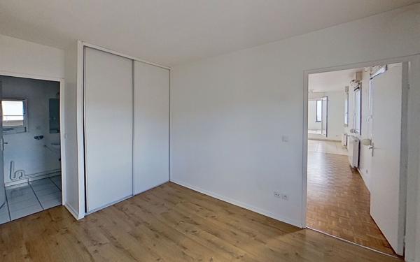 Appartement à vendre    2 pièces • 48,21 m2 Lyon 9