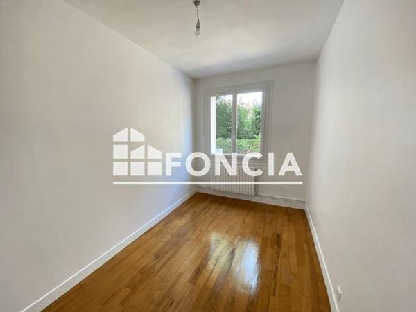 Location Appartement 2 pièces 41.6 m² - 27 RUE DE LA BANQUE Beauvais 60000