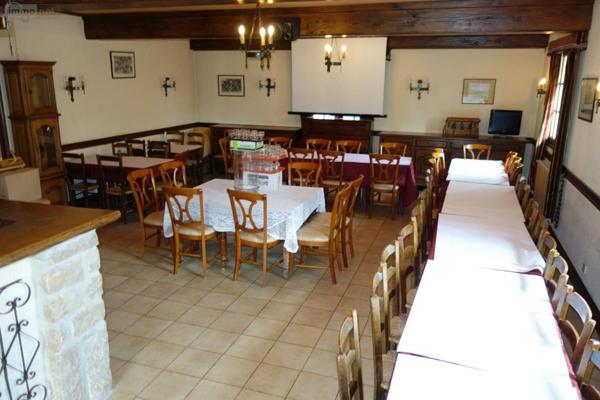 Fonds et/ou murs commerciaux à vendre à Mâcon en Saône-et-Loire (71000), ref : MU 54