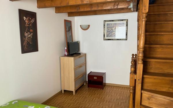 Maison à vendre    2 pièces •  Vias