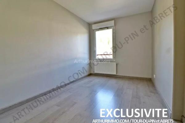 Vente                                                      Appartement
                        
                     3 pièces                      62 m2                     à La Tour-du-Pin