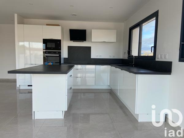 Maison à vendre 4 pièces 121 m² Sallèles-d'Aude