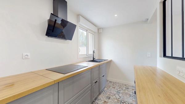 Maison de 65 m² refaite à neuf, prête à vivre.