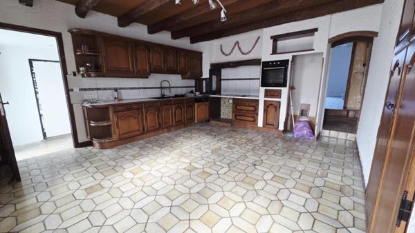 Corps de ferme à vendre à Pressigny en Haute-Marne (52500), ref :