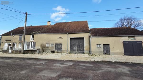 Corps de ferme à vendre à Pressigny en Haute-Marne (52500), ref :