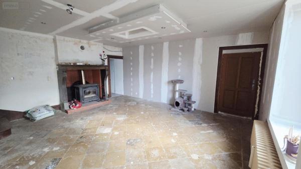 Corps de ferme à vendre à Pressigny en Haute-Marne (52500), ref :