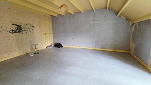 Corps de ferme à vendre à Pressigny en Haute-Marne (52500), ref :